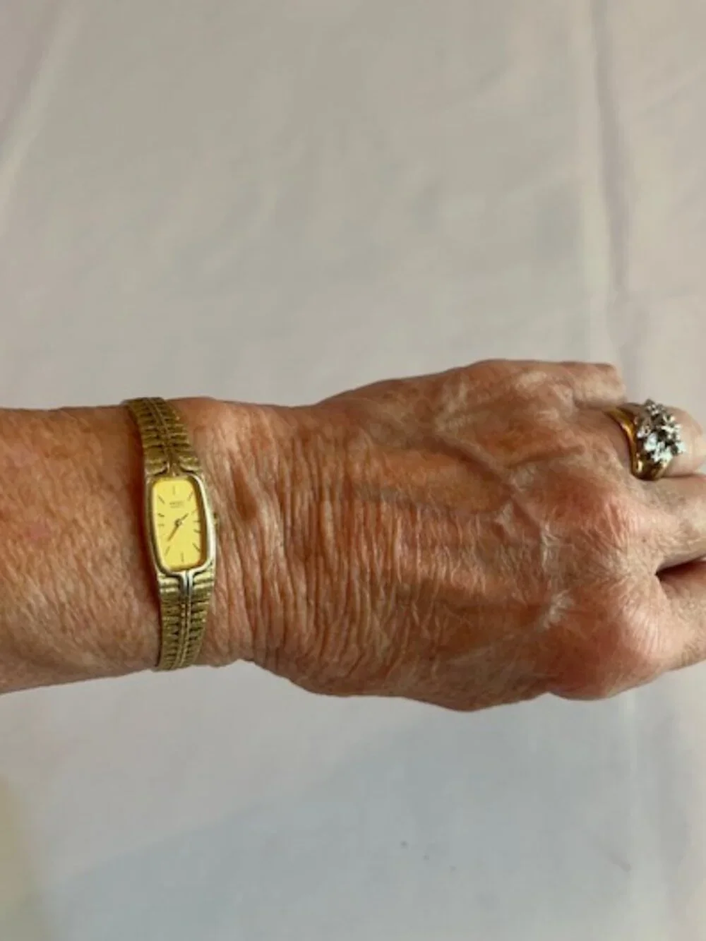 SEIKO | Two-Tone Chrome and Gold-Plated finish Cocktail watch-Working!